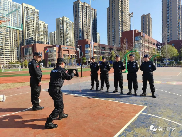 长沙滨江保安服务有限责任公司,长沙安保服务,长沙保安,保镖特卫服务,护卫