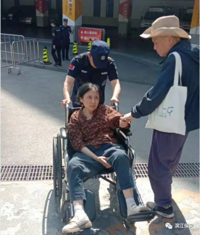 长沙滨江保安服务有限责任公司,长沙安保服务,长沙保安,保镖特卫服务,护卫 长沙滨江保安服务有限责任公司,长沙安保服务,长沙保安,保镖特卫服务,护卫