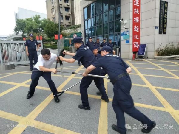 长沙滨江保安服务有限责任公司,长沙安保服务,长沙保安,保镖特卫服务,护卫