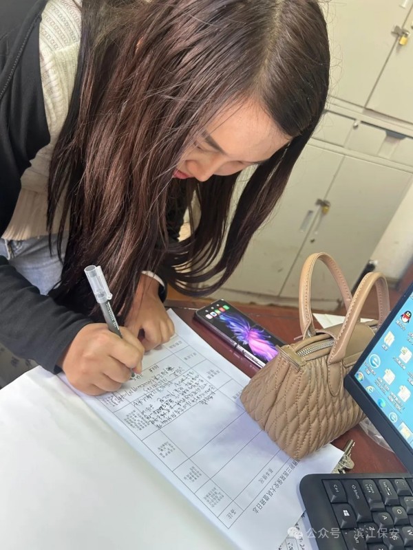 长沙滨江保安服务有限责任公司,长沙安保服务,长沙保安,保镖特卫服务,护卫