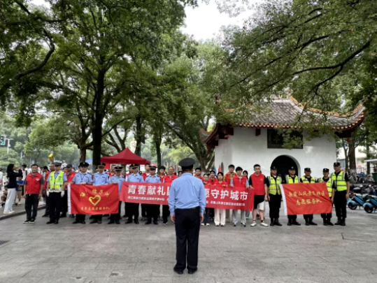 长沙滨江保安服务有限责任公司,长沙安保服务,长沙保安,保镖特卫服务,护卫 长沙滨江保安服务有限责任公司,长沙安保服务,长沙保安,保镖特卫服务,护卫