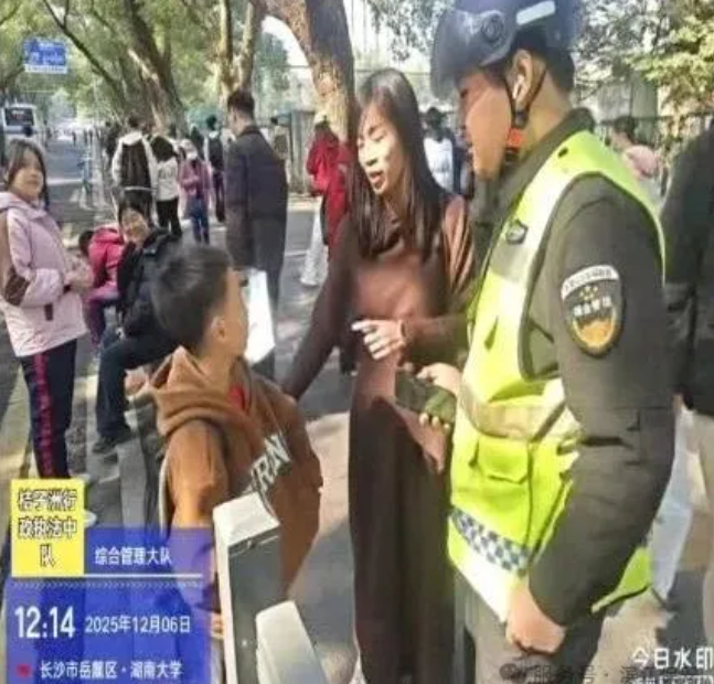 长沙滨江保安服务有限责任公司,长沙安保服务,长沙保安,保镖特卫服务,护卫