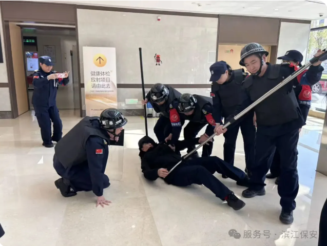 长沙滨江保安服务有限责任公司,长沙安保服务,长沙保安,保镖特卫服务,护卫